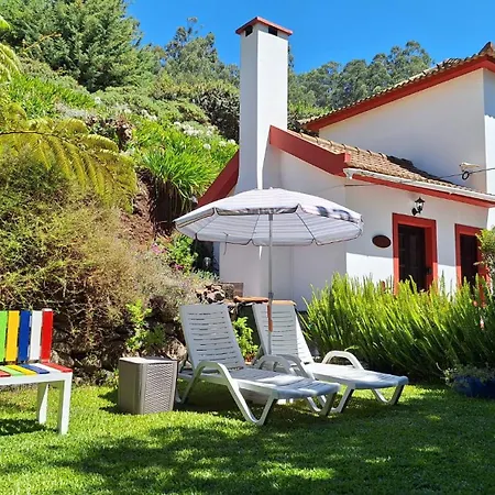 Ferienhaus Cantinho Rural *